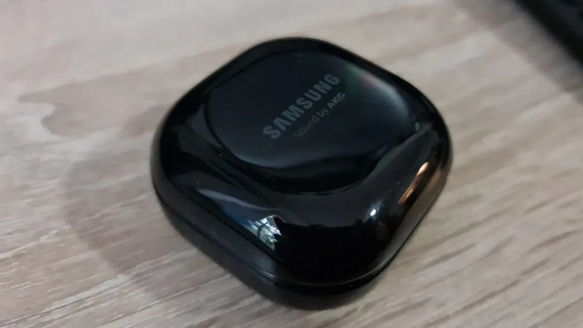 Słuchawki Galaxy Buds Live recenzja: Czy warto je kupić? Oto prawda
