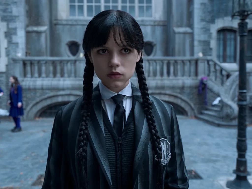 Kiedy 2 sezon Wednesday na Netflix? Odkryj daty i szczegóły!