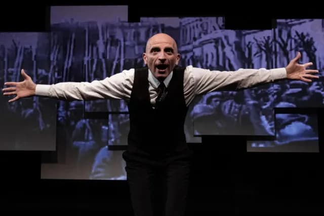 Michał Janicki aktor: jego niezwykła kariera i pasja do teatru