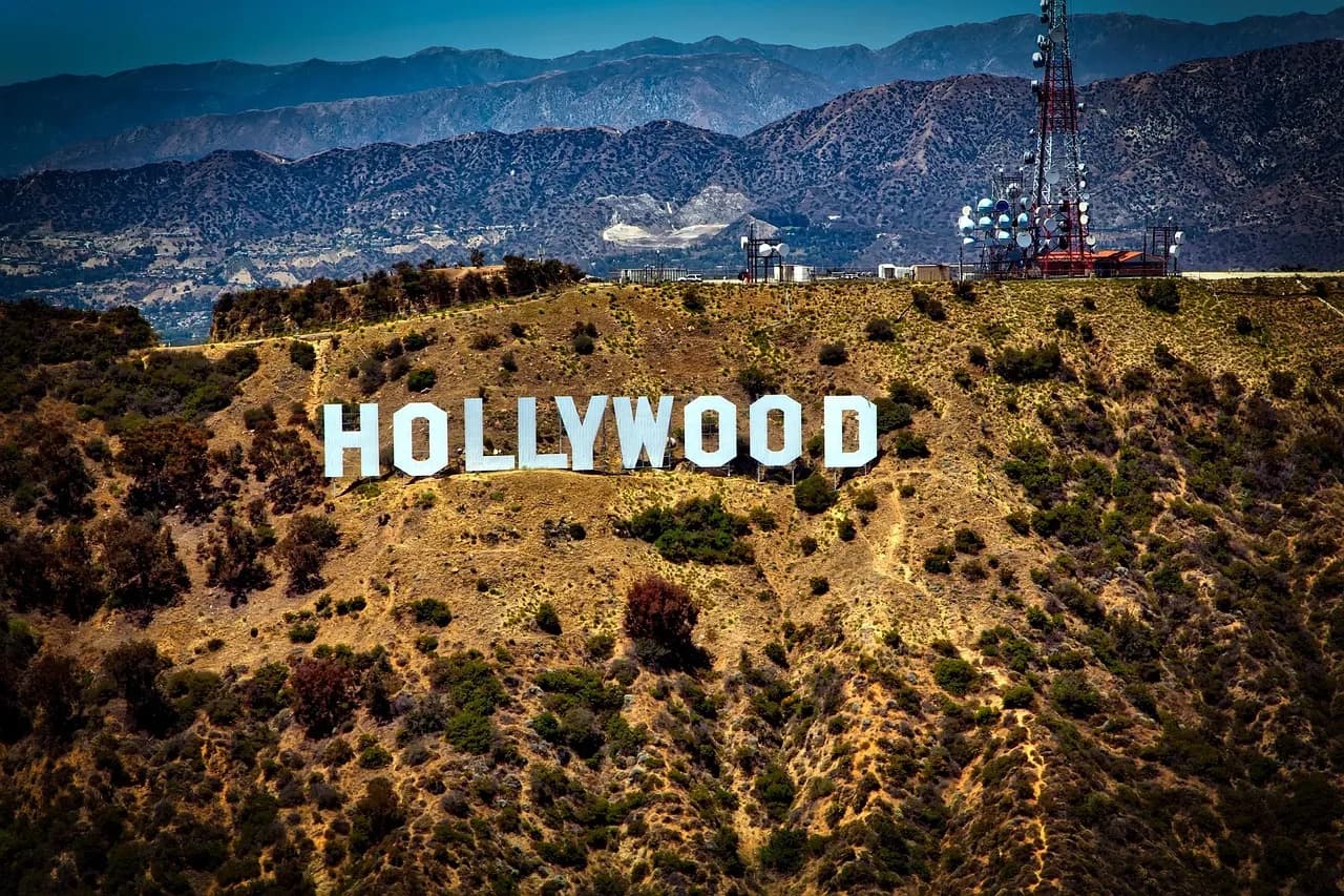 Amerykańscy aktorzy polskiego pochodzenia: ich wpływ na Hollywood